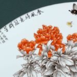 王丹雅《春风得意》江西省工艺美术师墨彩描金扇形瓷板景德镇 - 图片 5