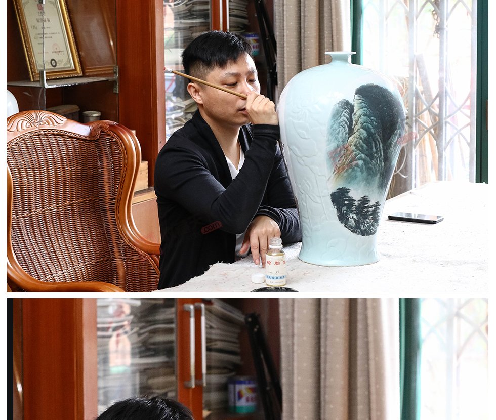 "The Great Beauty of China" Yingqing carved double-sided windowed landscape pattern plum vase 《大美中华》影青雕刻双面开窗山水纹梅瓶