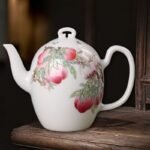 Yu Jingyan's "Longevity, Longevity, and Health" Jingdezhen Pastel Porcelain Pot
