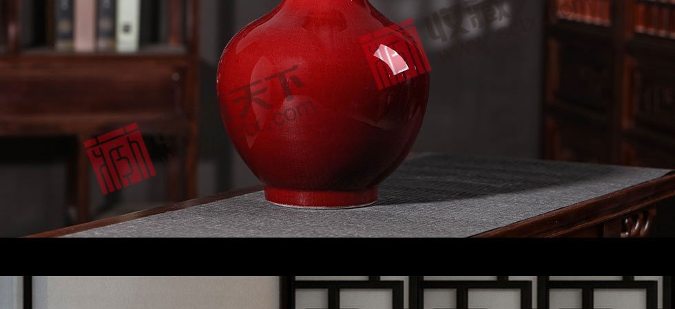 景德镇郎窑红凤尾瓶 中号