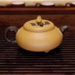 顾丽萍《佛手》高级工艺美术师手工原矿黄金段花壶宜兴紫砂壶